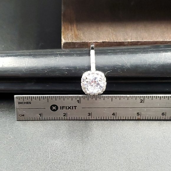 Size 9.75 Sterling Silver Brilliant Cubic Zirconia Halo Style Band Ring - Picture 7 of 8